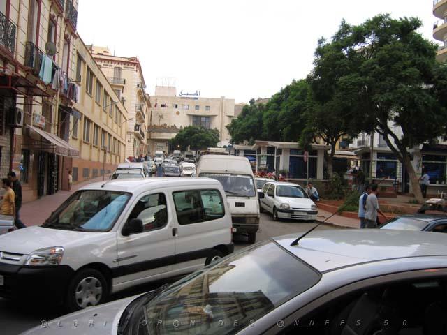 VOYAGE ORAN SEPTEMBRE 2006 304 15 sept.06 - matin - PLACE HOCHE.JPG